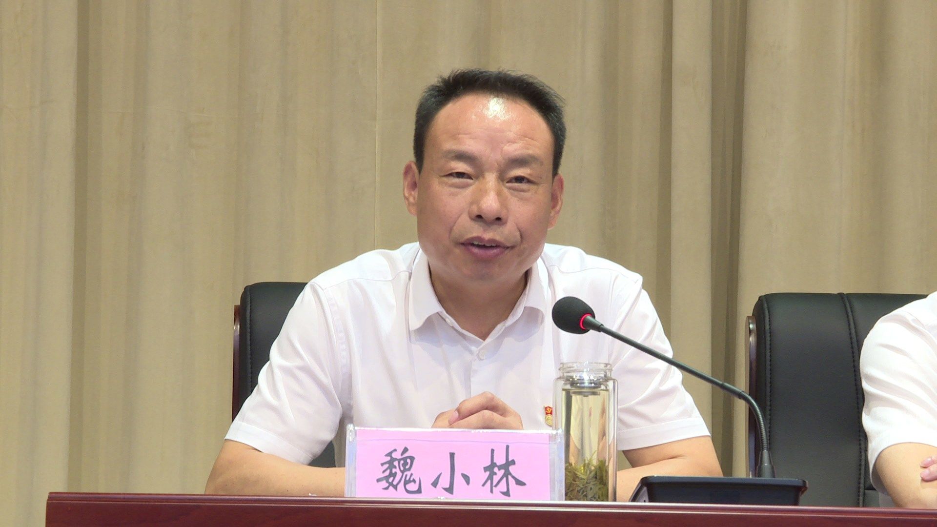 岚皋县召开全县领导干部大会